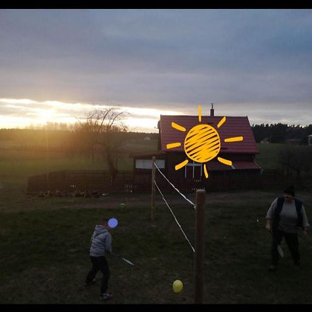 Wczasy Na Kaszubach U Hani Wiele Buitenkant foto