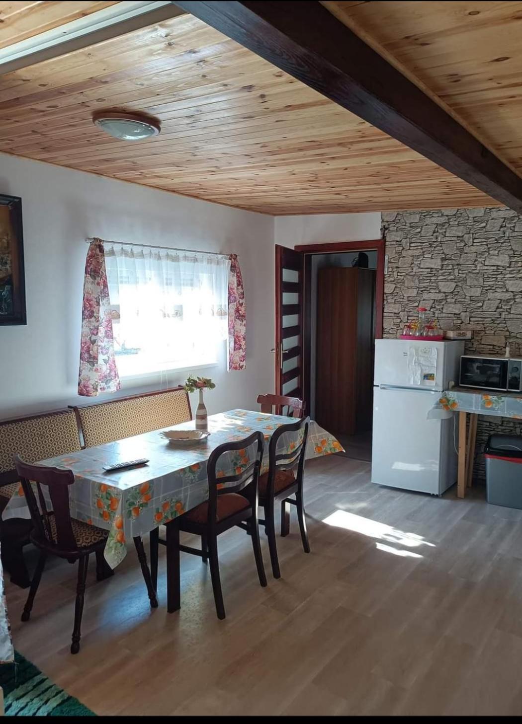 Wczasy Na Kaszubach U Hani Wiele Buitenkant foto